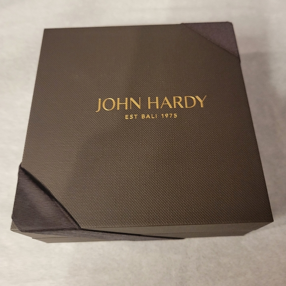 JOHN HARDY CLASSIC CHAIN BRACELET - Picture 2 of 10